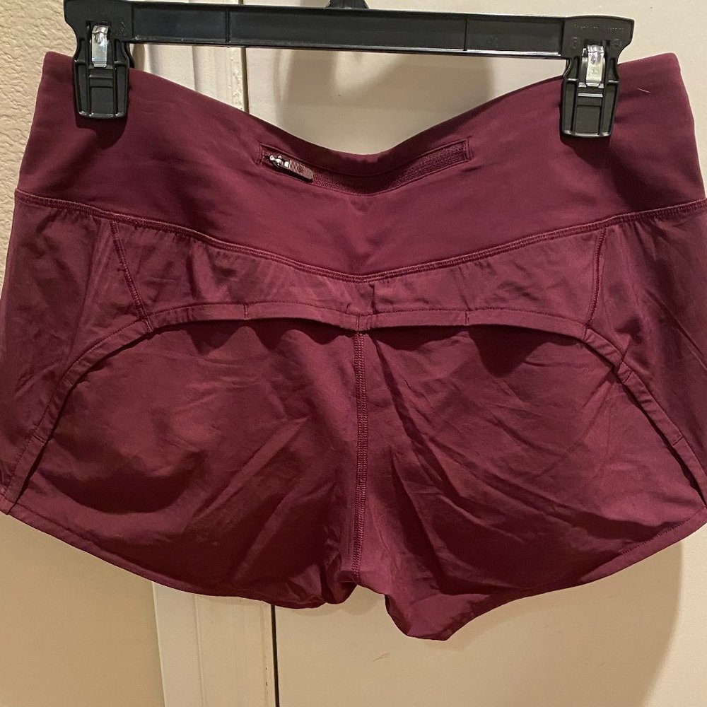 Lululemon Speed Up Maroon Shorts Size 6